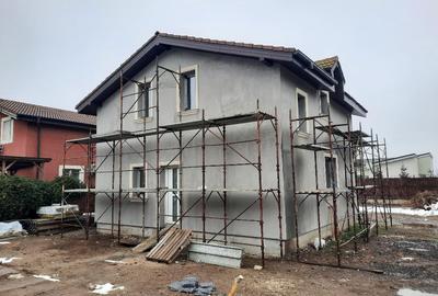 FARA COMISION  in Bacu linga  padure casa P+1  acoperis tigla incalzire pardos - 1