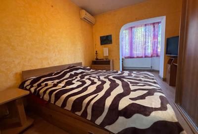 Apartament cu 3 camere decomandat în Capitol