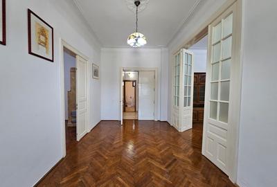 Casa eleganta cu tavane inalte si gradina superba - 4