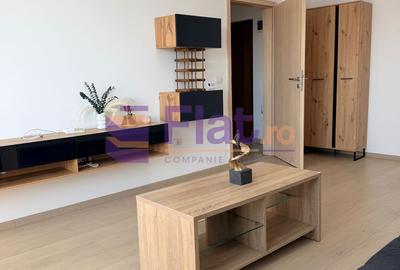 Apartament cu 2 camere decomandat în Tractorul