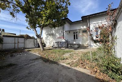 Parte de casă cu 3 camere, curte proprie și teren – Str. Ion Baiulescu - 21