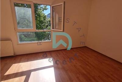 Apartament cu 2 camere nedecomandat în Astra