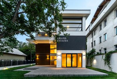 Vila individuala langa Lacul Baneasa | 6 camere, lift interior - 2