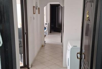 4 camere // Foisorului // Decomandat - 4