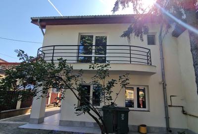 Bucurestii Noi-Str Ciresoaia vila renovata,P+1,3cam 120mp,curte 340mp,proprietar - 3