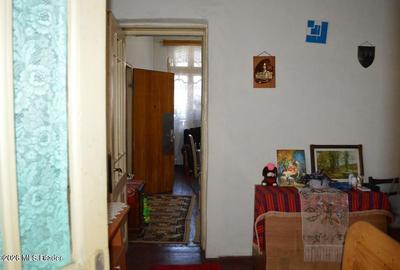 Curtea de Arges - Ultracentral - Casa autentica 180 mp, Teren 1336 mp - 21
