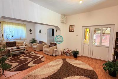 Vand casa cu 5 camere si teren 1040 mp in Toaca - 7