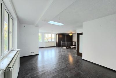 Vanzare duplex, Intrarea Episcopul Radu Nr 9 - 19