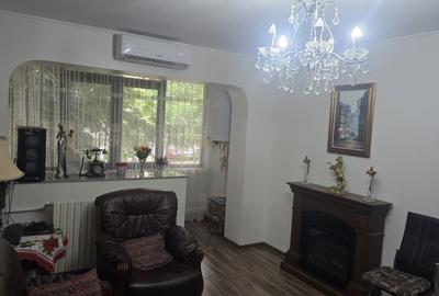 Apartament 3 camere de închiriat | Tomis 2 - 3
