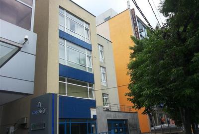 Vanzare spatii birouri - 230 mpc - pret/etaj - 18