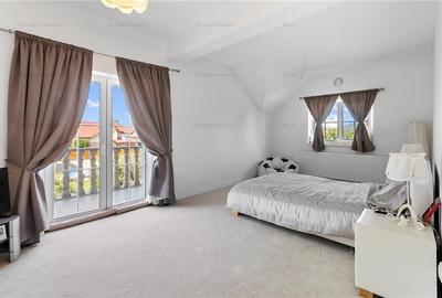 Vila / Casa superba cu 5 camere zona | 1032 mp teren |  Sanpetru Brasov - 8