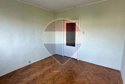 Apartament 3 camere decomandat Piața Rogerius - 12