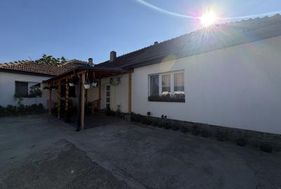 Casă individuală cu 5 camere în Utvin