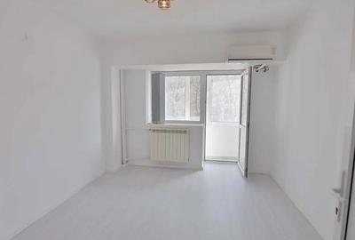 Apartament 2 Camere Decebal,Alba Iulia,bl.1995,et.1/8,DECOMANDAT,3 BALCOANE - 3