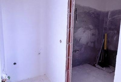 Casa tip triplex, cu 2 camere, de vanzare in Sanandrei. - 9