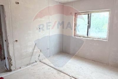 Casă / Vilă noua, arhitectura moderna, cu 4 camere de vânzare - 10