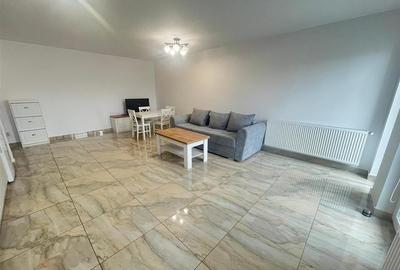 Apartament cu 2 camere semidecomandat, mobilat în Central