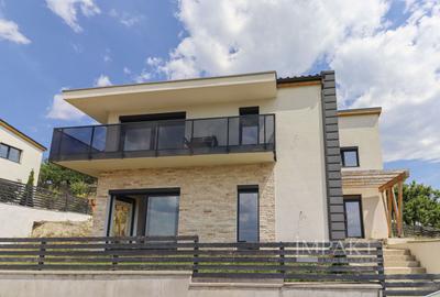 Casa individuala superba, amenajata in stil scandinav Dezmir - 1
