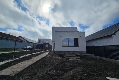 Duplex cu 4 camere în Valu lui Traian