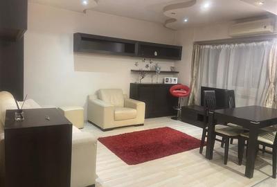 Apartament cu 3 camere semidecomandat, mobilat în Gară