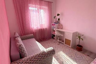 Apartament 3 camere, decomandat, 2 BAI, etaj 3, zona Craiter - 4