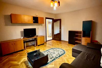 Apartament cu 3 camere decomandat în Zorilor