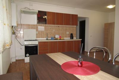 De închiriat apartament 2 camere + living | Sibiu, zona Cedonia, str. Roșiorilor - 12