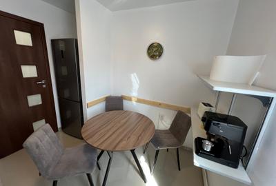 INCHIRIEZ ap.2 camere,recent renovat ,zona P-ta Rahovei - 7