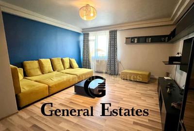 Apartament cu 4 camere decomandat în Podul de Piatră