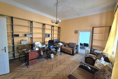 Apartament 2 camere, ultracentral Arad, Imobil reabilitat, Comision 0% - 18