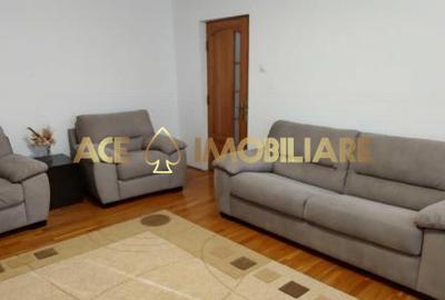 Apartament cu 3 camere decomandat, mobilat în Nerva Traian