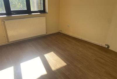 Casa de vanzare in sat Hangulesti cu suprafata de 133 mp , suprafata teren 2000 - 6