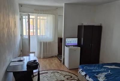 Garsonieră semidecomandată în Nicolina