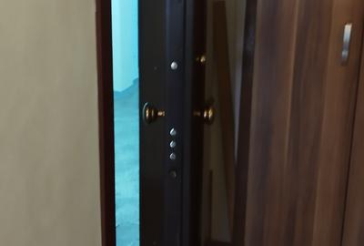 Vedere superbă la mare, 3 camere cu terasă unicat, gaze, mobilat, liber - 1