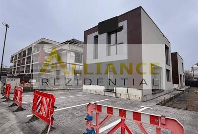 Casă individuală cu 3 camere decomandat în Central