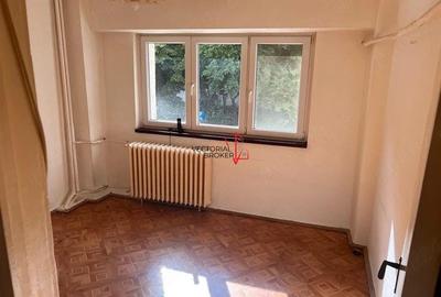 Apartament cu 2 camere decomandat în Moșilor