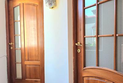 Armeneasca Casa singur curte/ 12 camere/ 325mp / It / Creatie/ - 19