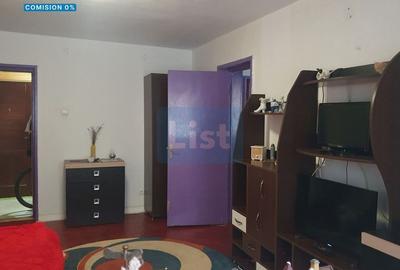 Apartament cu 3 camere decomandat, mobilat în Central