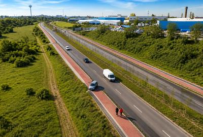Teren cu Autorizație de Construire intersectia sector 3 cu sector 4 - 1