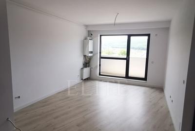 Apartament cu 2 camere semidecomandat în Zorilor