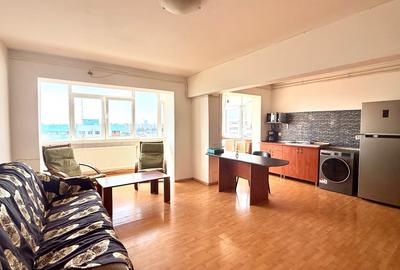 Apartament cu 3 camere decomandat, mobilat în Banu Manta