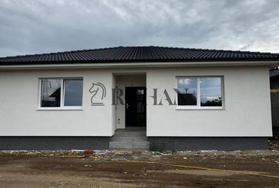 Casă individuală cu 3 camere în Ampoi 3