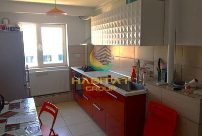 Apartament cu 3 camere decomandat, mobilat în Apărătorii Patriei