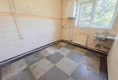 Apartament 2 camere decomandat, zona Narcisa - 5