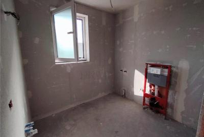 Duplex superb - bucatarie inchisa - teren 375 mp - canalizare - 9