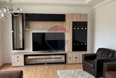 Apartament 3 camere | Alexandru – Liceul Miron Costin -390 euro - 3