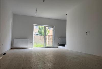 CASA INSIRUITA  ( PE COLT ) - ZONA DE TOP - DORMITOR CU DRESSING - 2