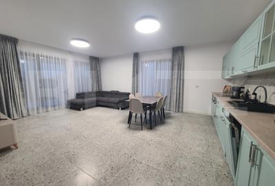 Casă individuală cu 5 camere în Cărpiniș