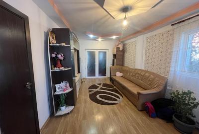 Casă individuală cu 4 camere în Brestei