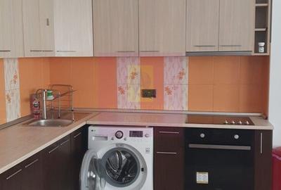 Apartament cu 2 camere decomandat în Vitan